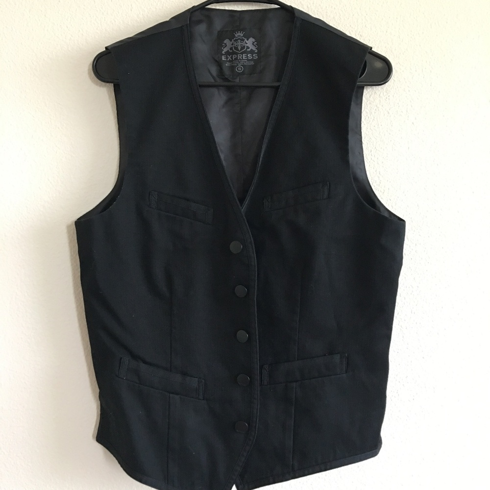 Express Sleeveless Vest